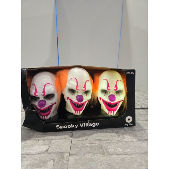 Spooky Village Clown Pathway Markers Lights, Noises, Sound Activated NIB VIDEO - Picture 4 of 11